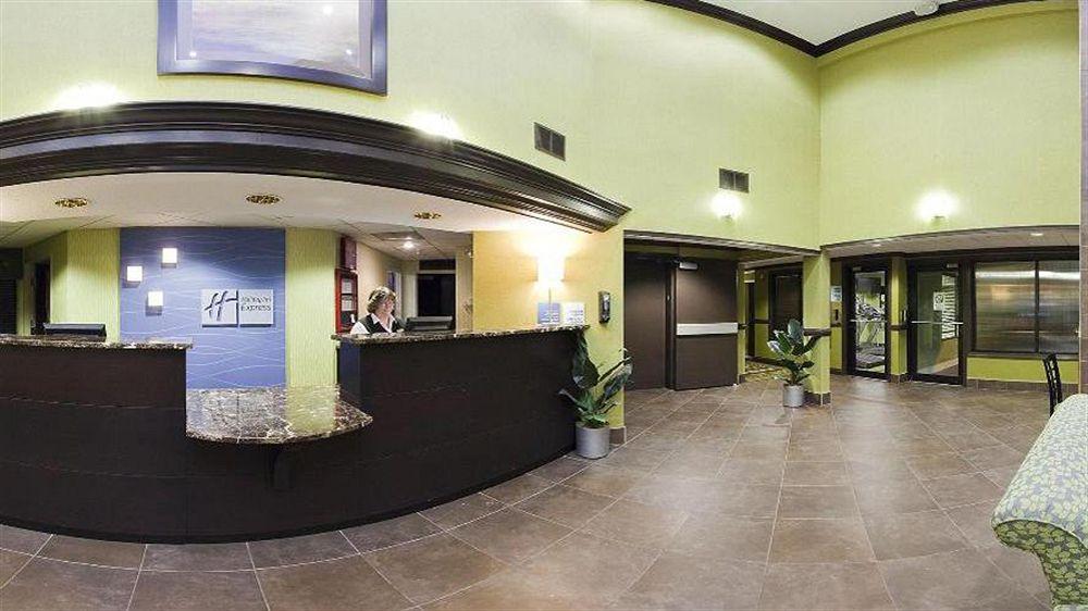 Holiday Inn Express Hotel & Suites Madison By Ihg Luaran gambar