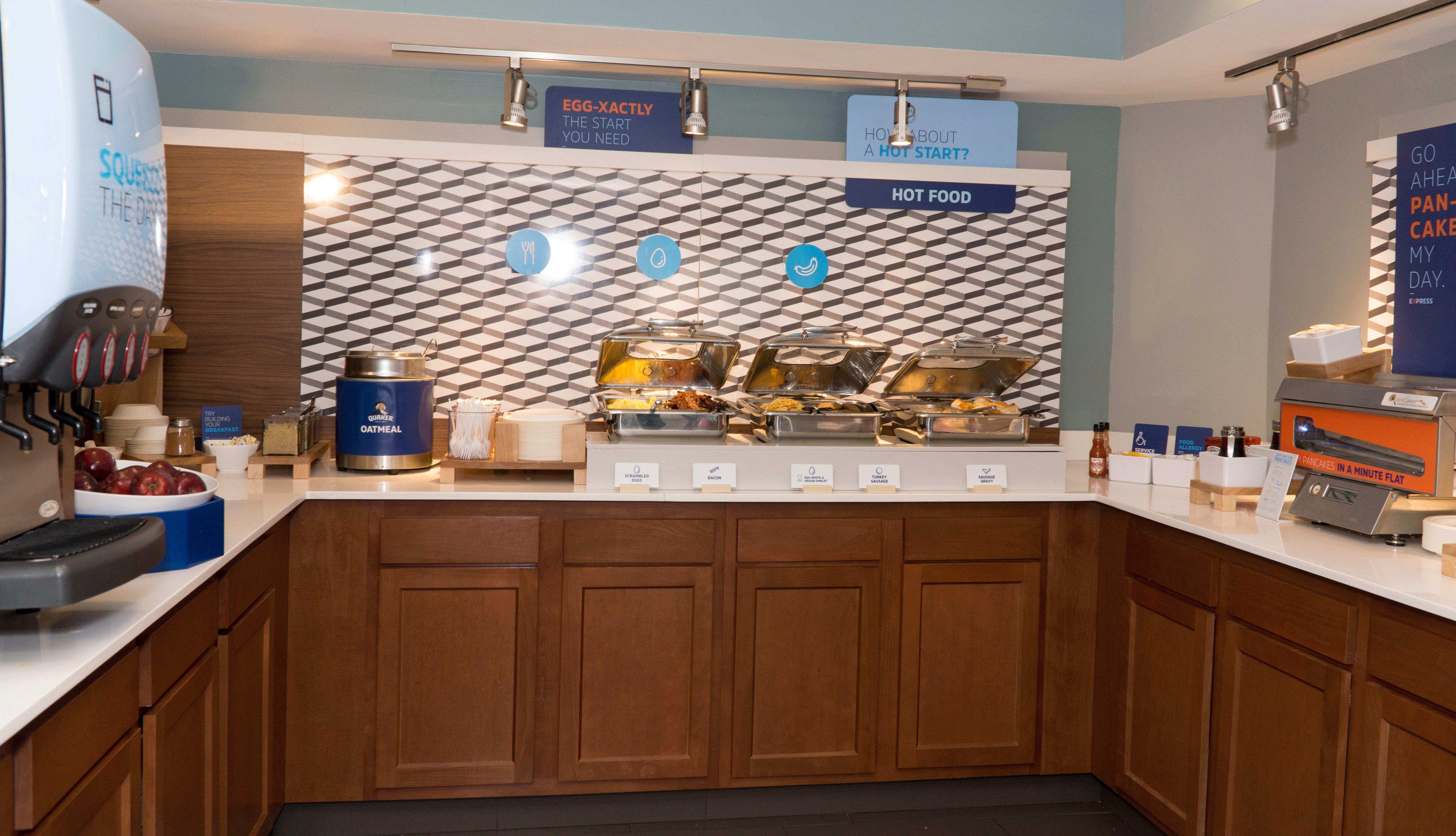 Holiday Inn Express Hotel & Suites Madison By Ihg Luaran gambar