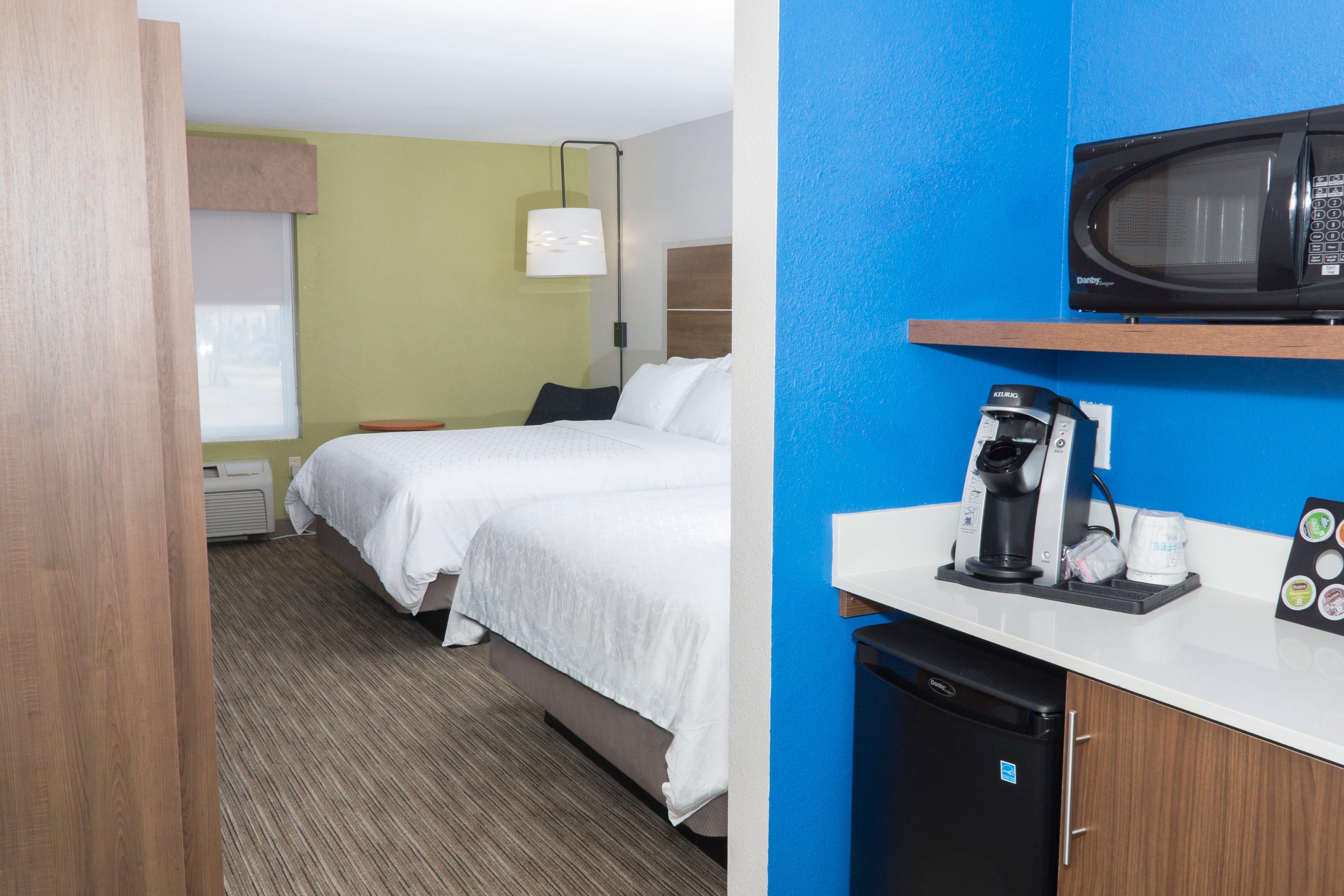 Holiday Inn Express Hotel & Suites Madison By Ihg Luaran gambar