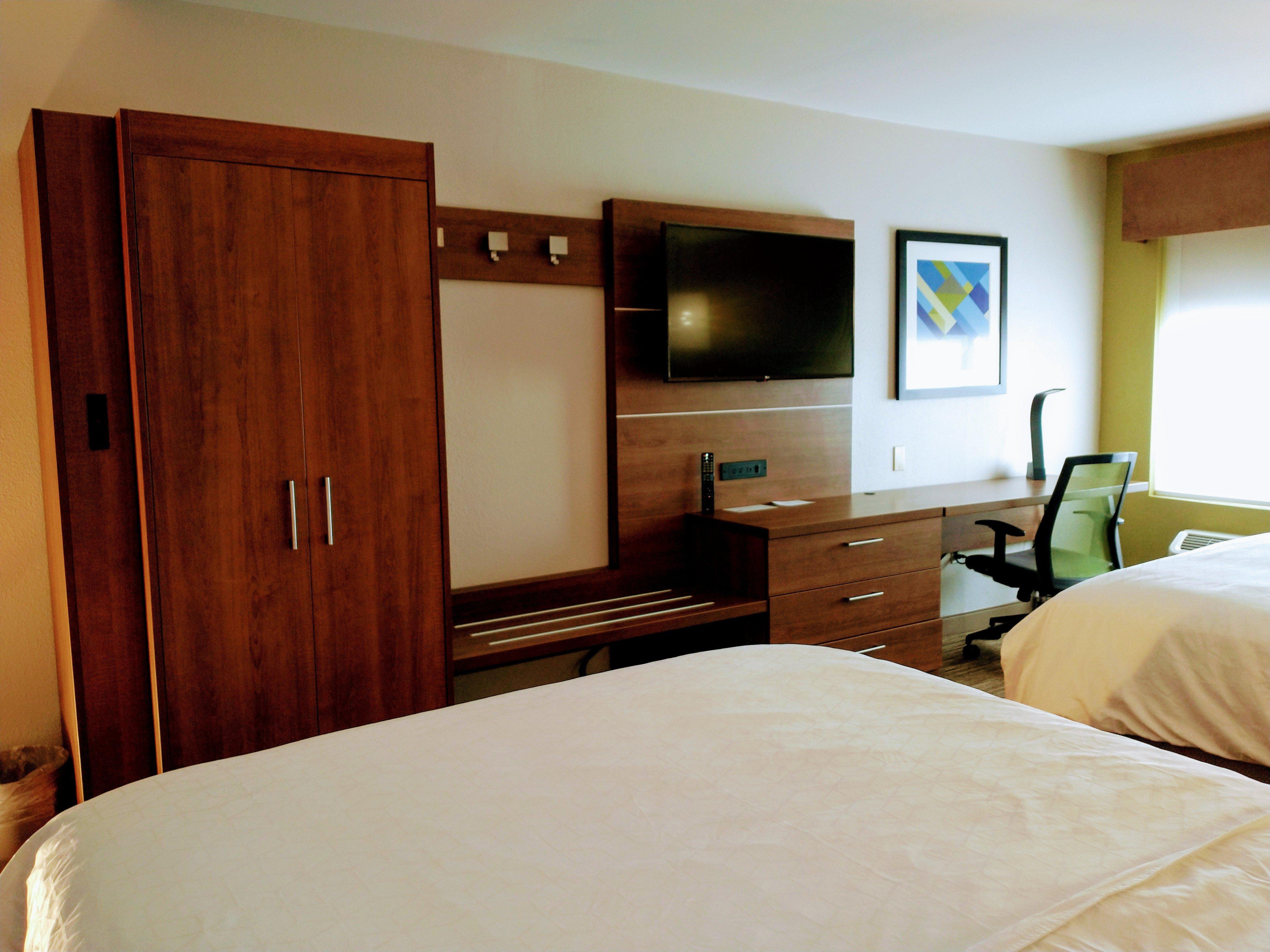 Holiday Inn Express Hotel & Suites Madison By Ihg Luaran gambar