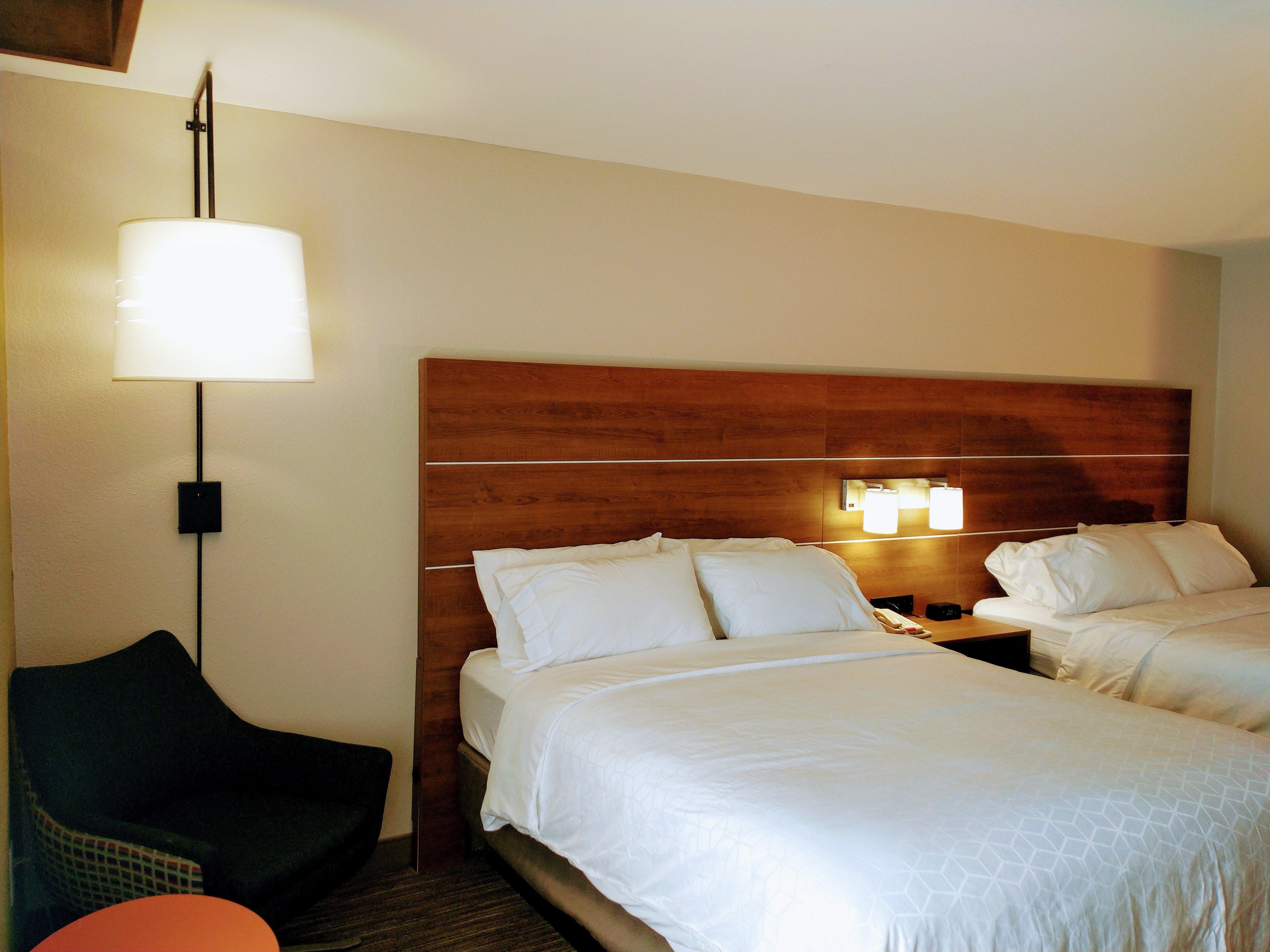 Holiday Inn Express Hotel & Suites Madison By Ihg Luaran gambar
