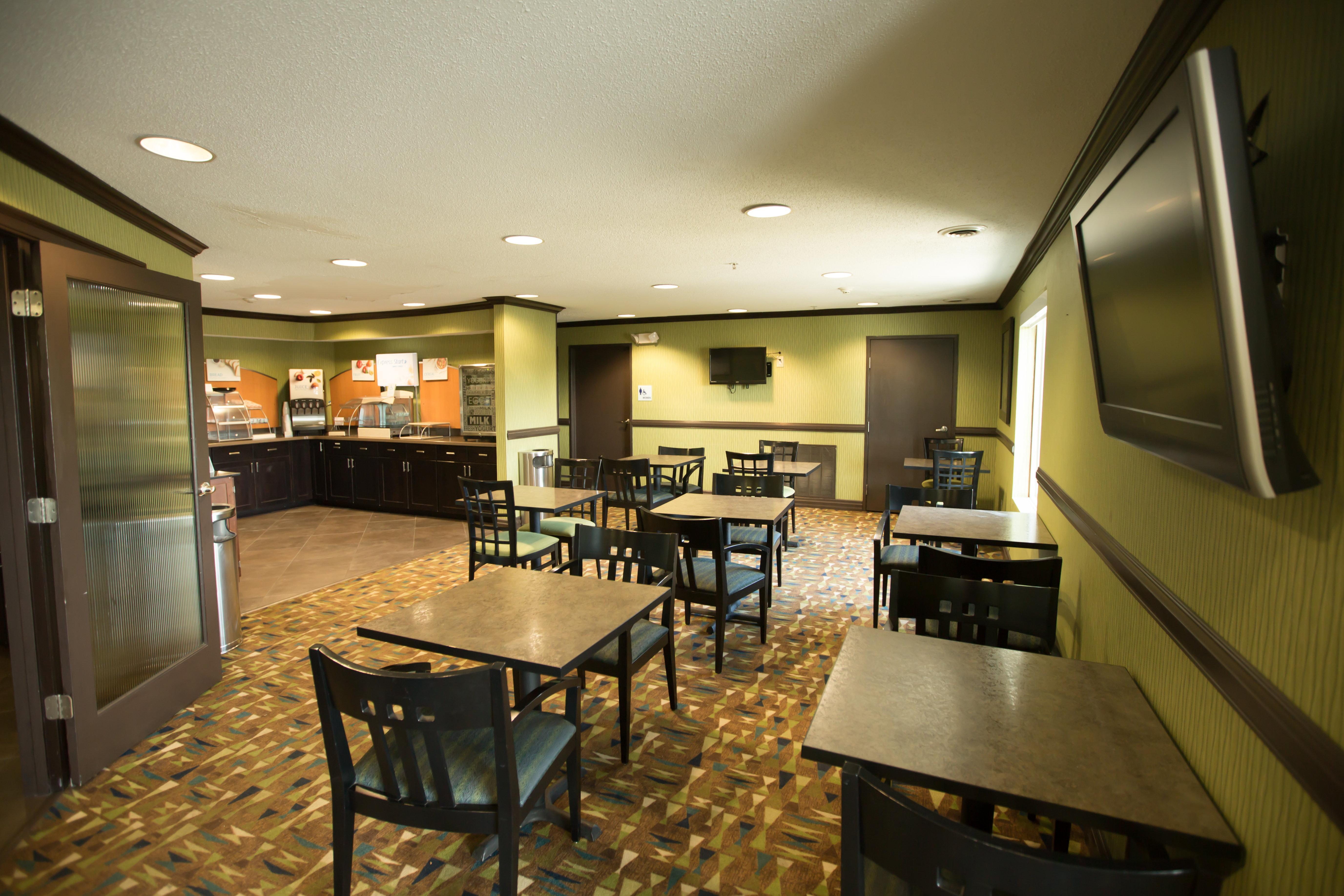 Holiday Inn Express Hotel & Suites Madison By Ihg Luaran gambar