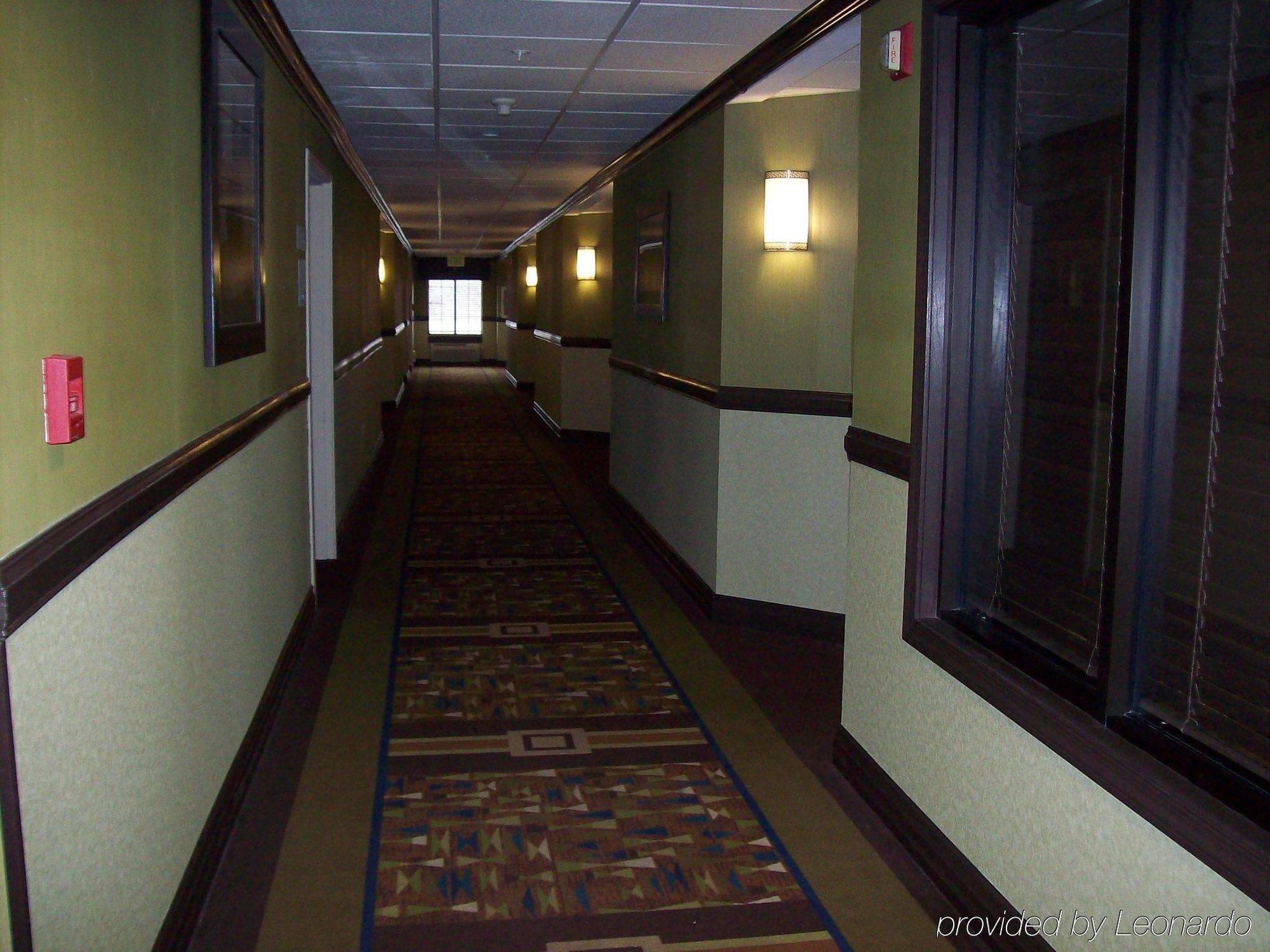 Holiday Inn Express Hotel & Suites Madison By Ihg Luaran gambar